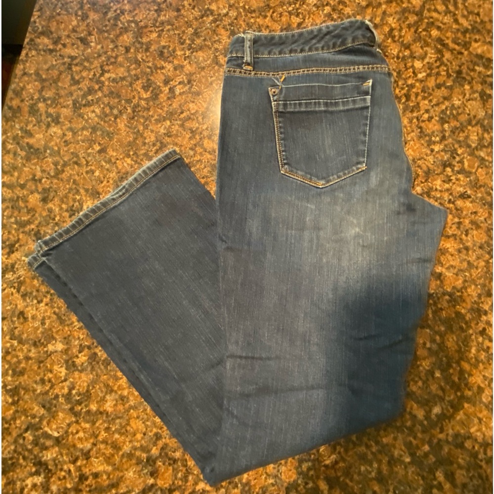Mossimo curvy bootcut jeans size 14S